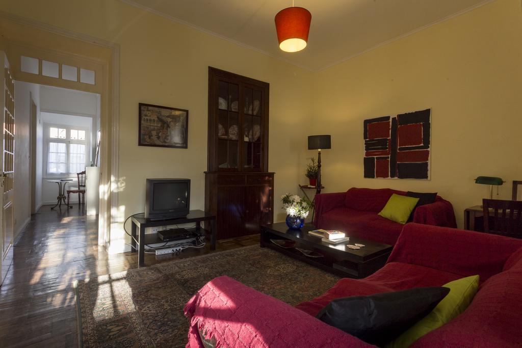 Family House Garden Βίλα Πόντα Ντελγκάντα Δωμάτιο φωτογραφία